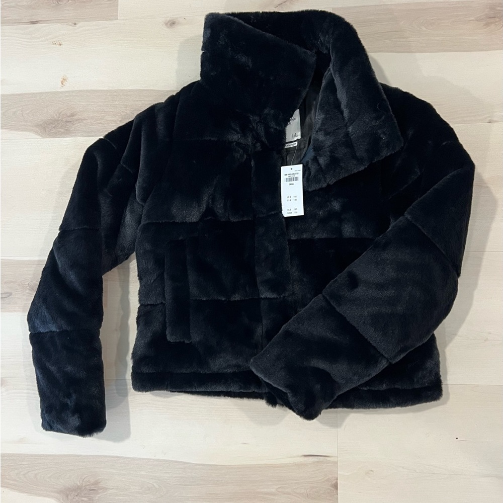 Abercrombie + Fitch Black Faux Fur Jacket New with Tags